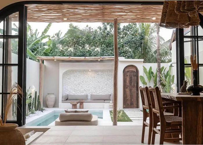 Villa Casa Mimosa - 2br Mediterranean Villa-getaway Near Beach&cafes *
