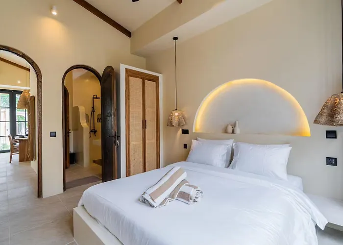 Casa Mimosa - 2br Mediterranean Villa-getaway Near Beach&cafes * Tanah Lot